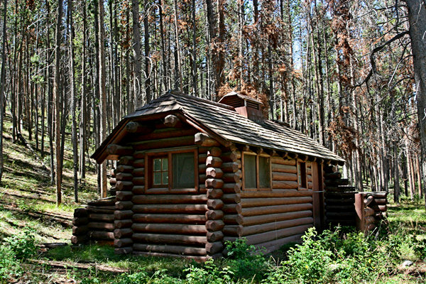 boswell_crk_campgorund_outhouse_sept_2011