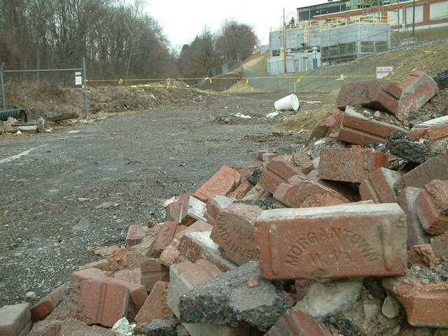 Pile of bricks for fill
