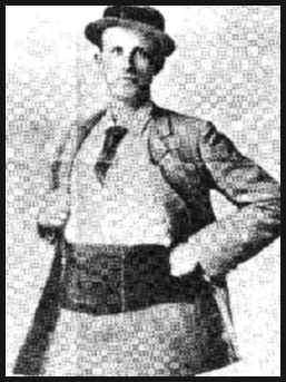 wpe39.jpg (15137 bytes)