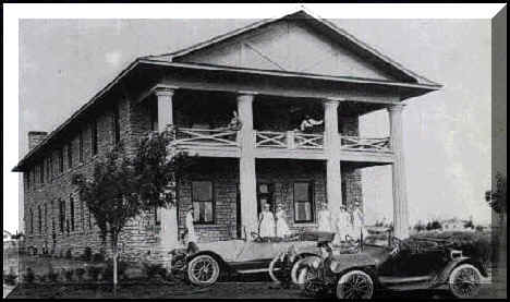 wpe2E.jpg (19424 bytes)