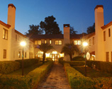 Photo of the front of Wakulla Lodge.