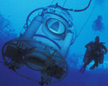 Underwater photo of divers in Wakulla Spring.