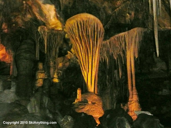 Parachute Shielf Formation at Lehman Cave